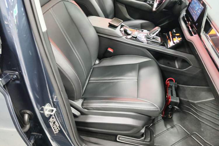 Used Wuling Victory 2020 1.5T CVT Flagship Edition Right Front Seat