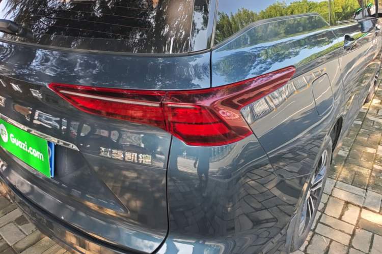 Used Wuling Victory 2020 1.5T CVT Flagship Edition Right Rear Taillight