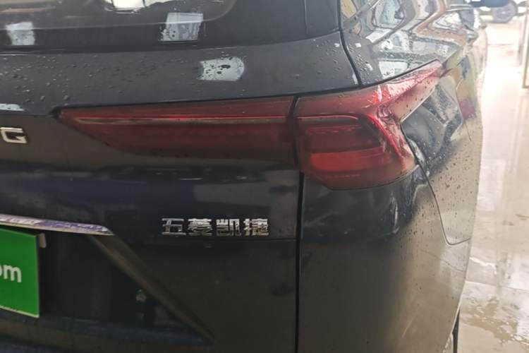 Used Wuling Victory 2020 1.5T CVT Flagship Edition Right Rear Taillight