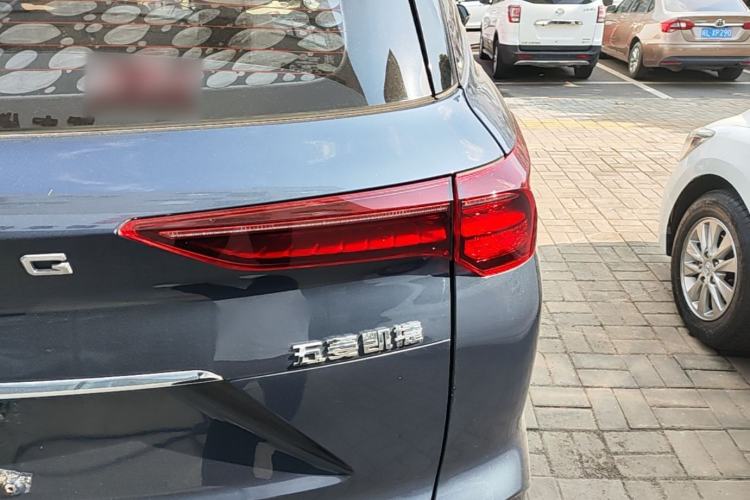 Used Wuling Victory 2020 1.5T CVT Flagship First-Class Model Right Rear Taillight
