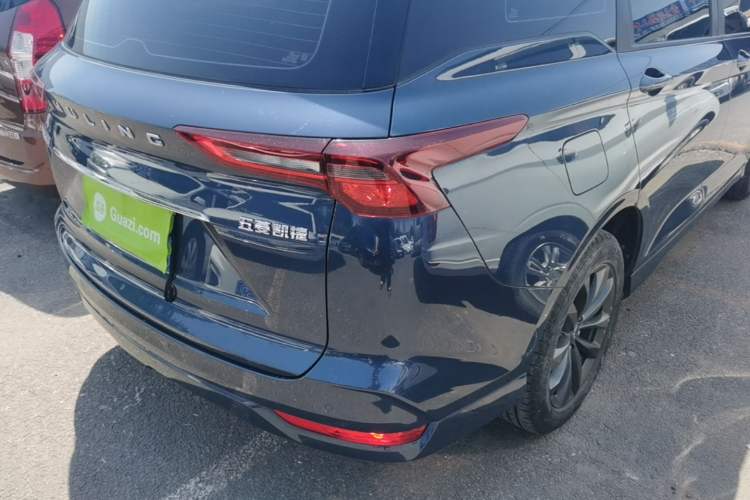 Used Wuling Victory 2020 1.5T CVT Elite Model Right Rear Taillight