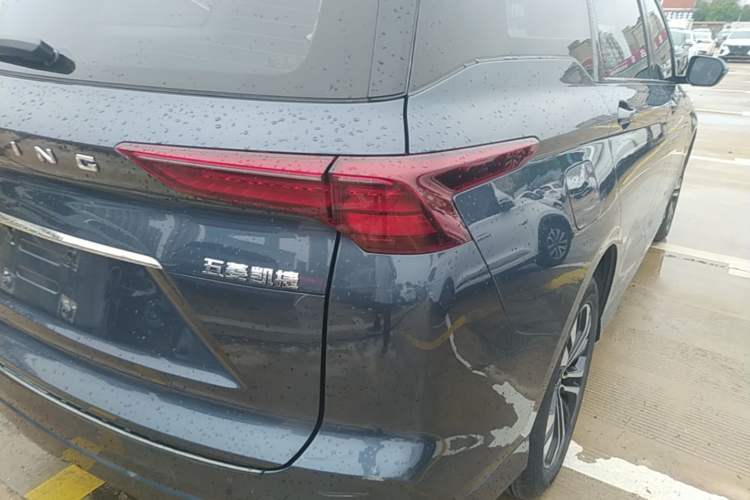 Used Wuling Victory 2020 1.5T CVT Flagship Edition Right Rear Taillight