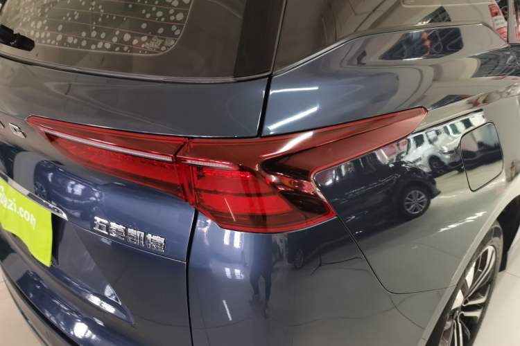 Used Wuling Victory 2020 1.5T CVT Flagship Edition Right Rear Taillight