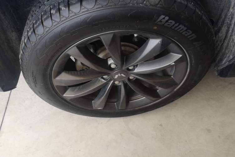 Used Wuling Victory 2020 1.5T CVT Luxury Model Right Rear Wheel Hub