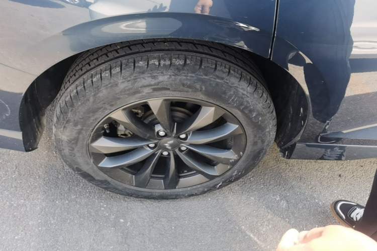 Used Wuling Victory 2020 1.5T CVT Elite Model Right Rear Wheel Hub