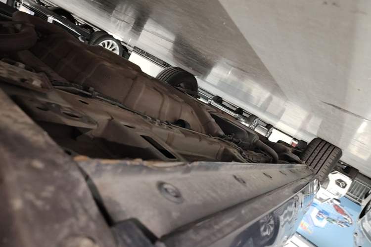 Used Wuling Victory 2020 1.5T CVT Flagship Edition Right Side Sill