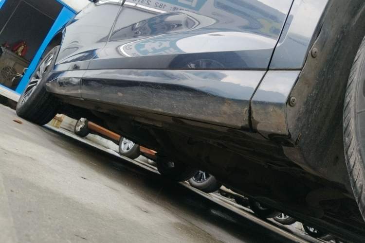 Used Wuling Victory 2020 1.5T CVT Flagship Edition Right Side Sill