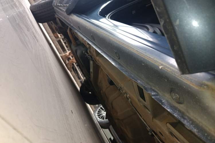 Used Wuling Victory 2020 1.5T CVT Luxury Model Right Side Sill