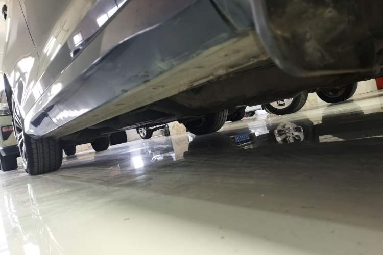 Used Wuling Victory 2020 1.5T CVT Flagship Edition Right Side Sill