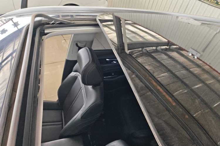 Used Wuling Victory 2020 1.5T CVT Flagship Edition Roof