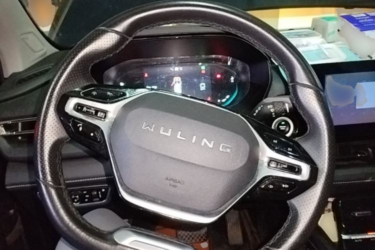Used Wuling Victory 2020 1.5T CVT Flagship Edition Steering Wheel