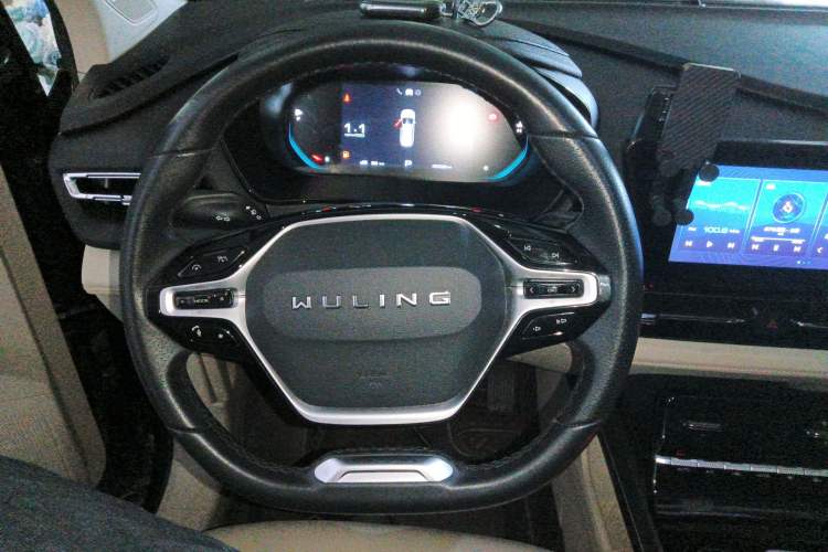Used Wuling Victory 2020 1.5T CVT Flagship Edition Steering Wheel