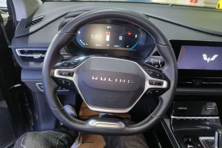 Used Wuling Victory 2020 1.5T CVT Flagship First-Class Model Steering Wheel