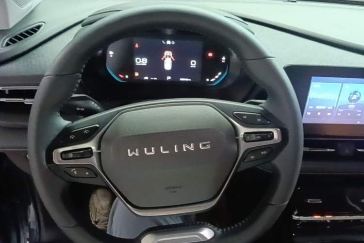 Used Wuling Victory 2020 1.5T CVT Luxury Model Steering Wheel