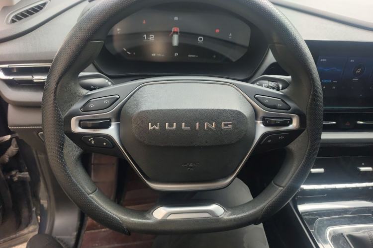 Used Wuling Victory 2020 1.5T CVT Luxury Model Steering Wheel