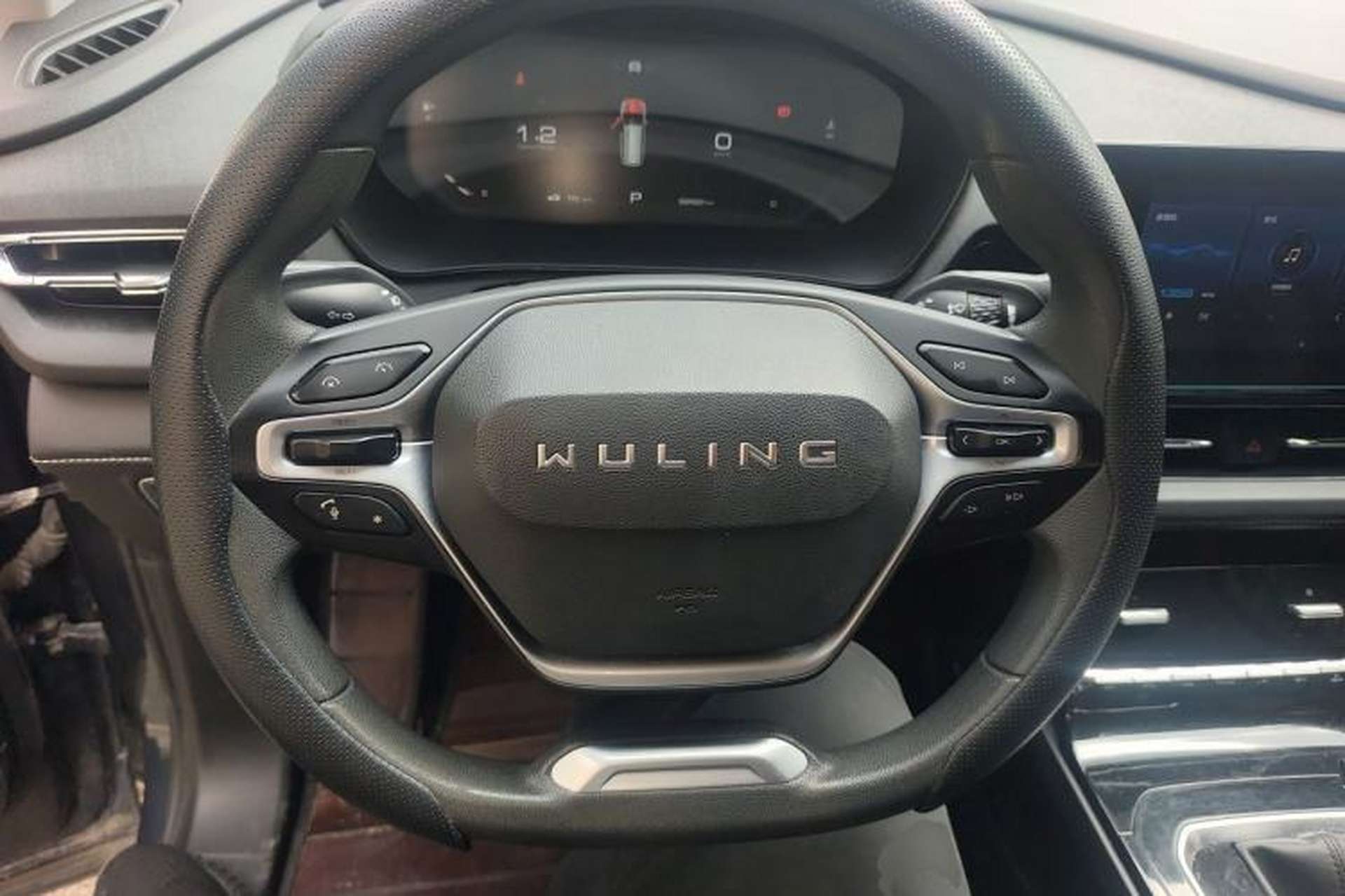 Used Wuling Victory 2020 1.5T CVT Luxury Model Steering Wheel