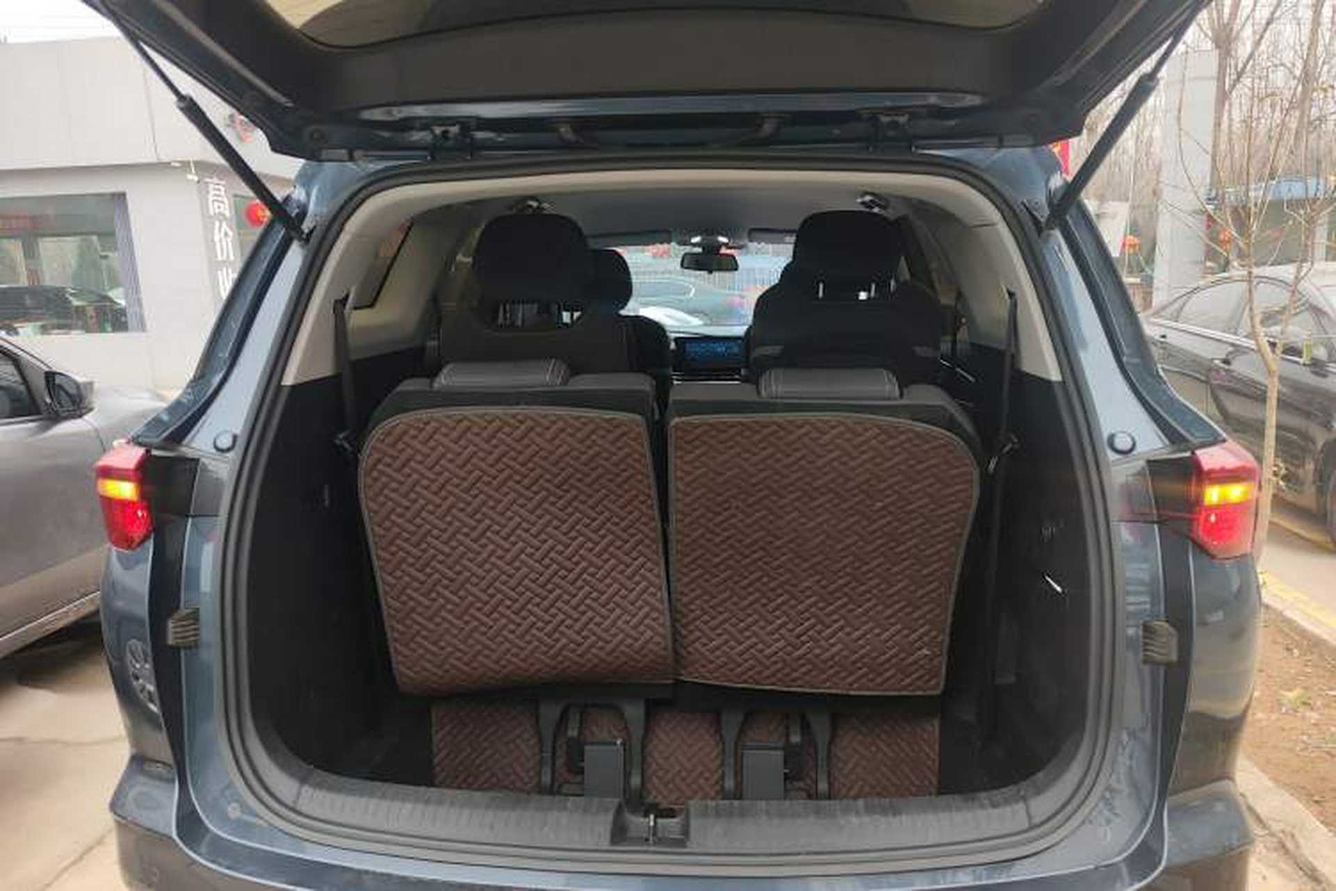 Used Wuling Victory 2020 1.5T CVT Elite Model Trunk