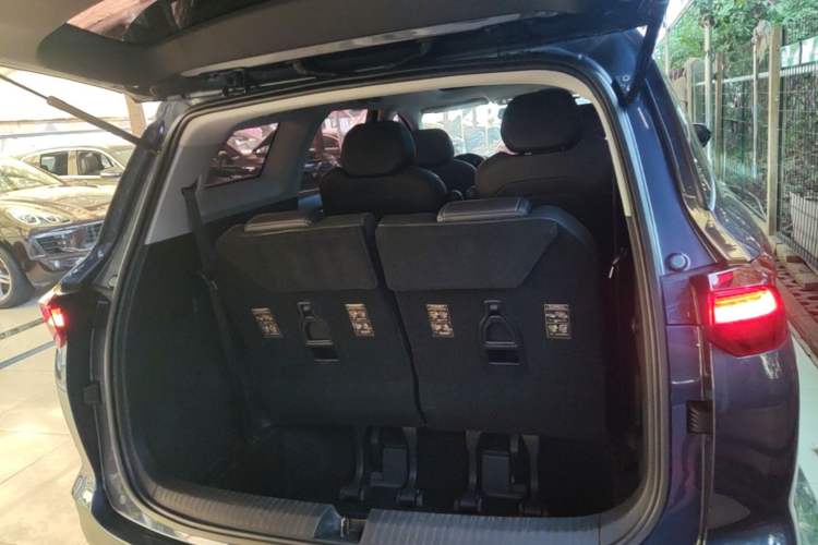 Used Wuling Victory 2020 1.5T CVT Flagship Edition Trunk