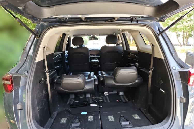 Used Wuling Victory 2020 1.5T CVT Luxury Model Trunk