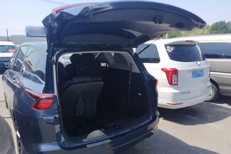 Used Wuling Victory 2020 1.5T CVT Elite Model Trunk