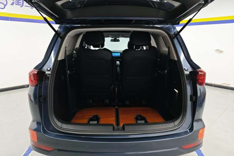 Used Wuling Victory 2020 1.5T CVT Flagship Edition Trunk