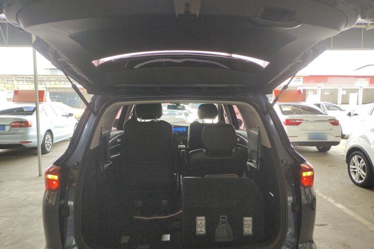 Used Wuling Victory 2020 1.5T CVT Luxury Model Trunk