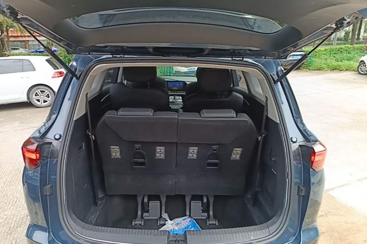 Used Wuling Victory 2020 1.5T CVT Flagship Edition Trunk
