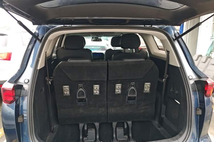 Used Wuling Victory 2020 1.5T CVT Flagship Edition Trunk