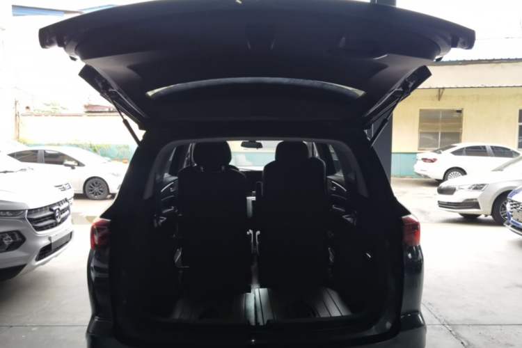 Used Wuling Victory 2020 1.5T CVT Flagship Edition Trunk