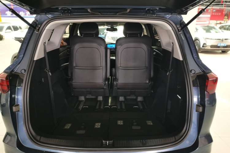 Used Wuling Victory 2020 1.5T CVT Flagship Edition Trunk