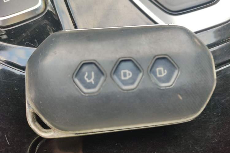 Used Wuling Victory 2020 1.5T CVT Flagship Edition Vehicle Key