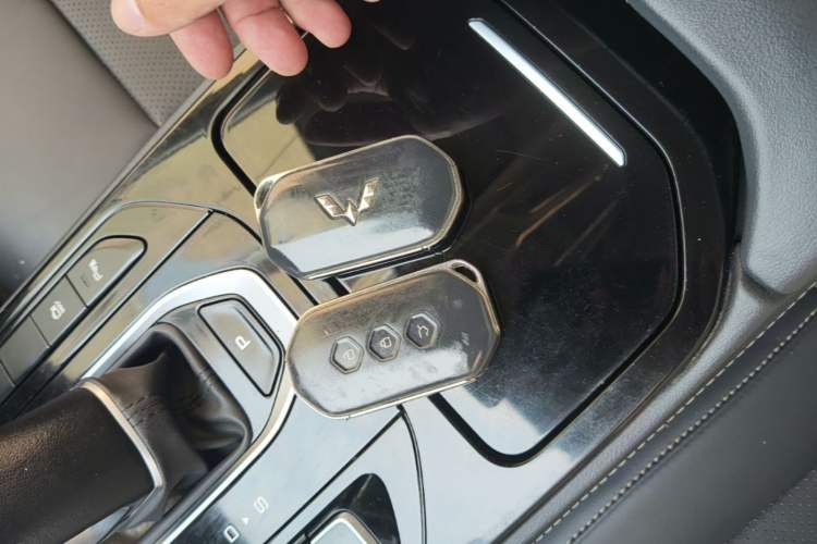 Used Wuling Victory 2020 1.5T CVT Flagship Edition Vehicle Key