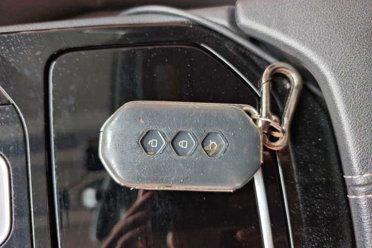 Used Wuling Victory 2020 1.5T CVT Flagship Edition Vehicle Key