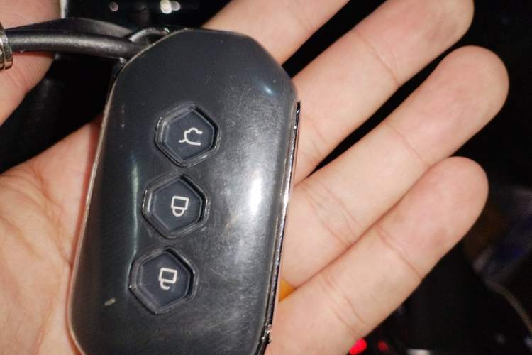 Used Wuling Victory 2020 1.5T CVT Flagship Edition Vehicle Key