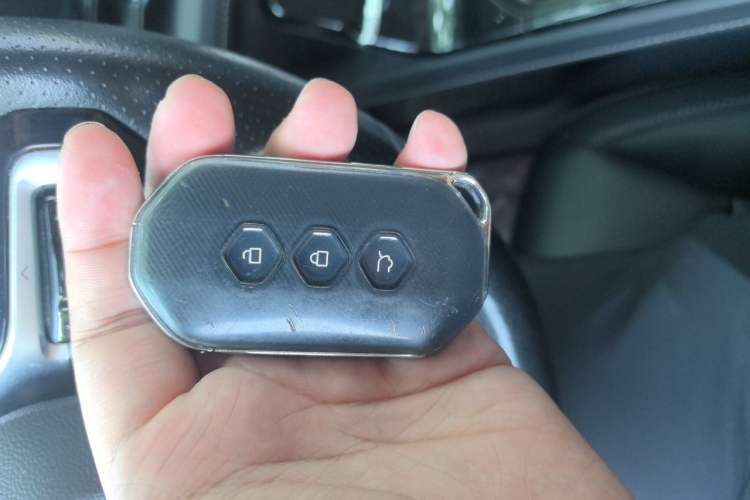 Used Wuling Victory 2020 1.5T CVT Flagship Edition Vehicle Key