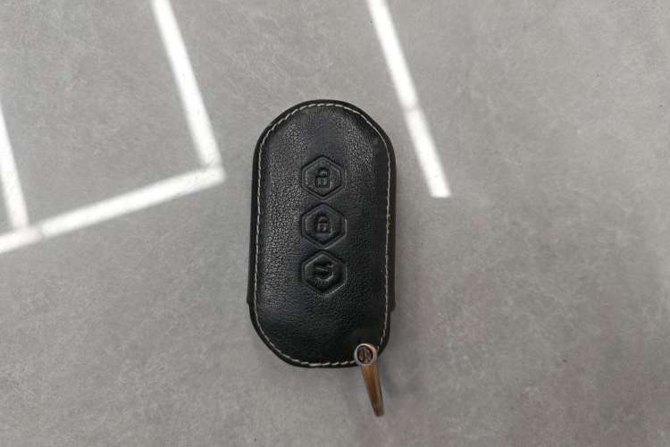 Used Wuling Victory 2020 1.5T CVT Flagship Edition Vehicle Key
