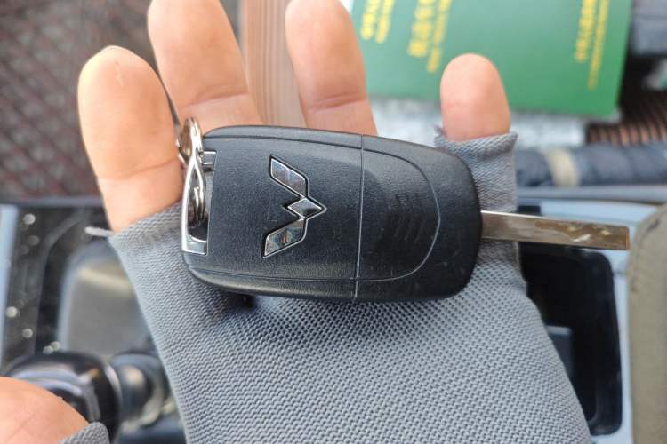 Used Wuling Victory 2020 1.5T Manual Elite Edition Vehicle Key