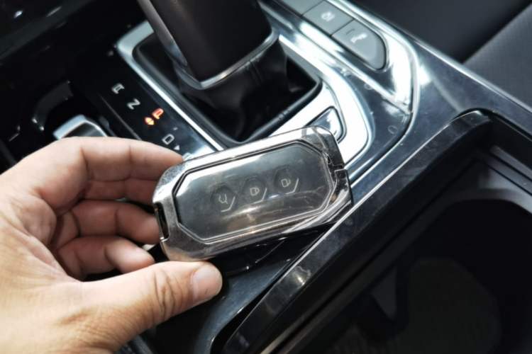 Used Wuling Victory 2020 1.5T CVT Flagship Edition Vehicle Key