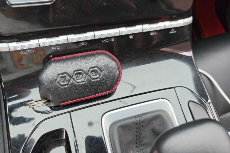 Used Wuling Victory 2020 1.5T CVT Flagship Edition Vehicle Key