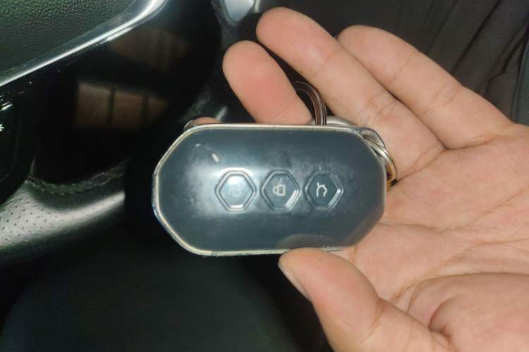 Used Wuling Victory 2020 1.5T CVT Flagship Edition Vehicle Key