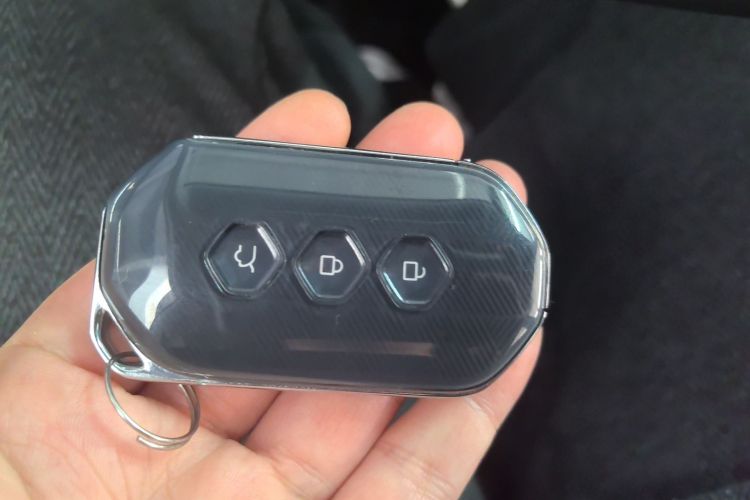 Used Wuling Victory 2020 1.5T CVT Luxury Model Vehicle Key