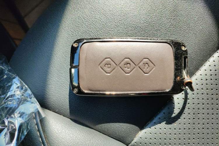 Used Wuling Victory 2020 1.5T CVT Luxury Model Vehicle Key