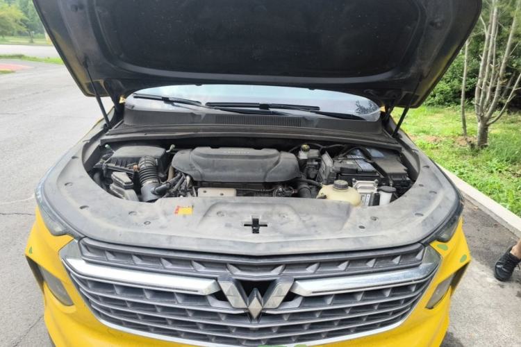 Used Wuling Victory 2020 1.5T CVT Flagship Edition Engine Bay