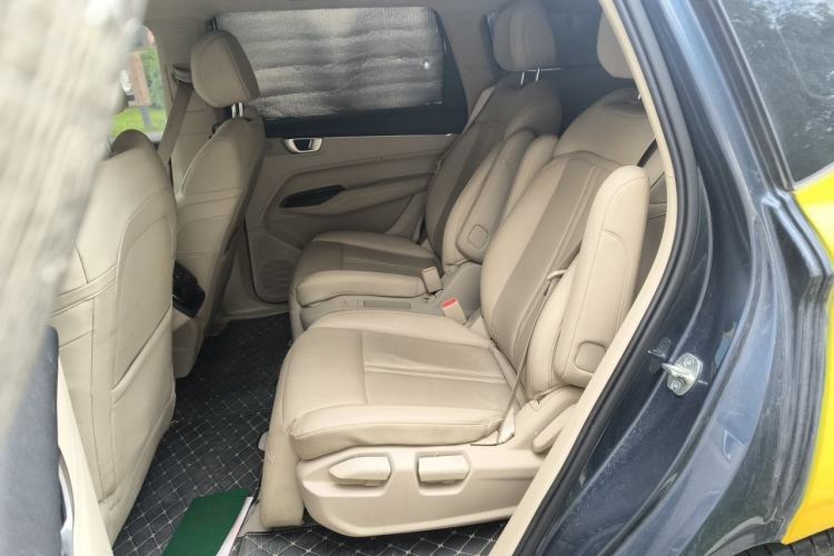 Used Wuling Victory 2020 1.5T CVT Flagship Edition Left Rear Seat