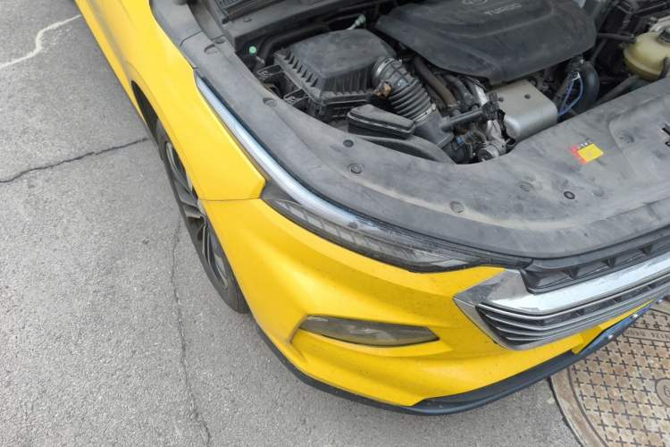 Used Wuling Victory 2020 1.5T CVT Flagship Edition Right Front Headlight