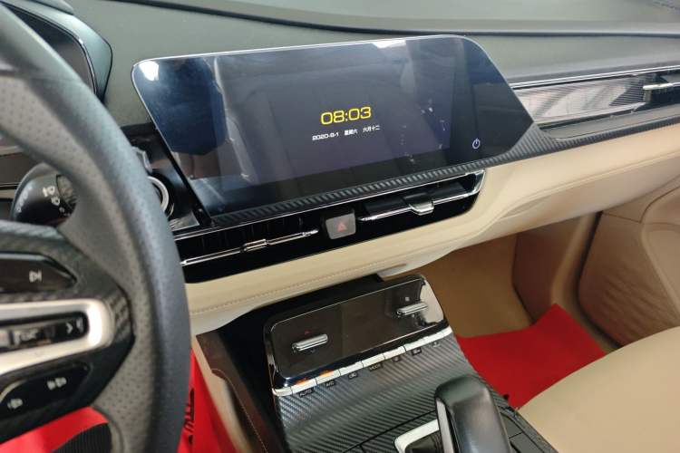 Used Wuling Victory 2020 1.5T CVT Flagship Edition Audio And AC Panel