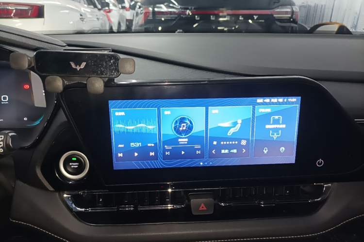 Used Wuling Victory 2020 1.5T CVT Luxury Model Audio And AC Panel