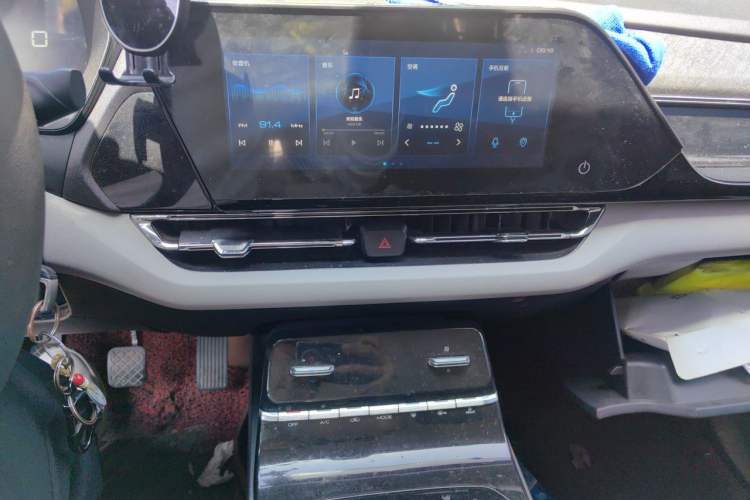 Used Wuling Victory 2020 1.5T Manual Elite Edition Audio And AC Panel