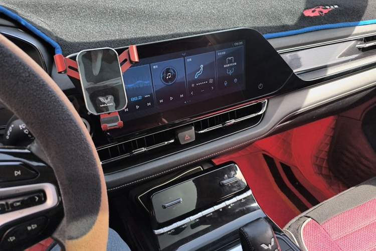Used Wuling Victory 2020 1.5T CVT Flagship Edition Audio And AC Panel