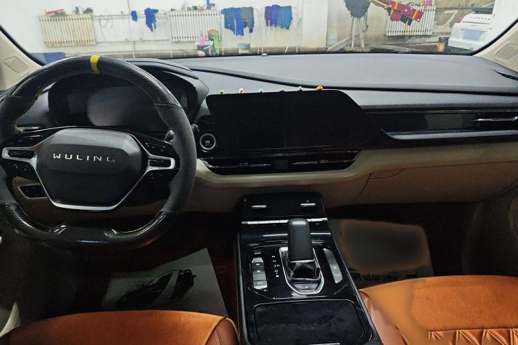 Used Wuling Victory 2020 1.5T CVT Flagship Edition Audio And AC Panel
